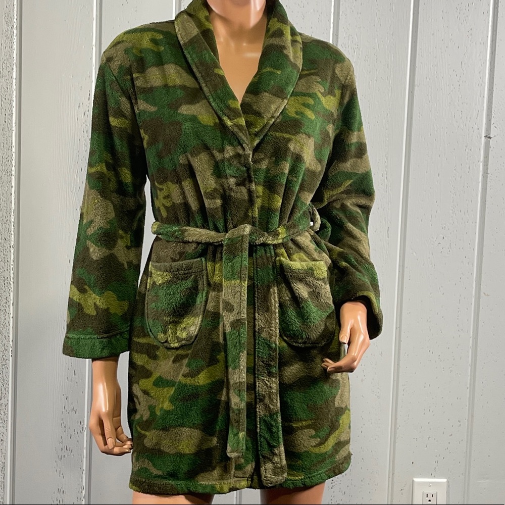 Cherokee Green Camuflaje Camo Bath Robe